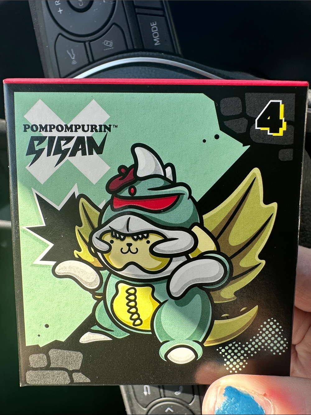 NWT Pompompurin Gigan Toy